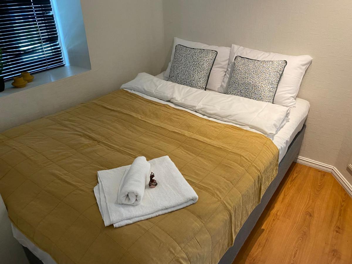 Central Bus Station Apartment, Wifi, Tv 나르비크 외부 사진