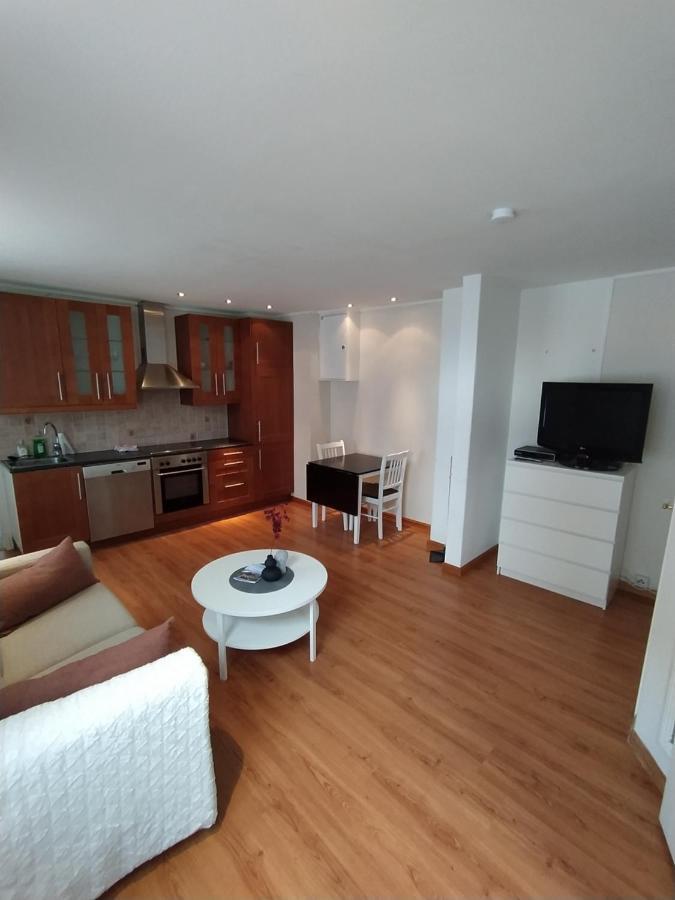 Central Bus Station Apartment, Wifi, Tv 나르비크 외부 사진